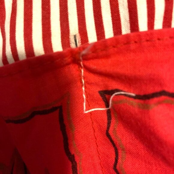 Vintage Christmas Half Apron Red White Strip Snowman Santa Toys Tree Mid Century - Picture 11 of 12